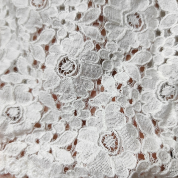 White Lace Button up Shirt with Cute Flower Embroidery On the Collar Never worn - Picture 5 of 5